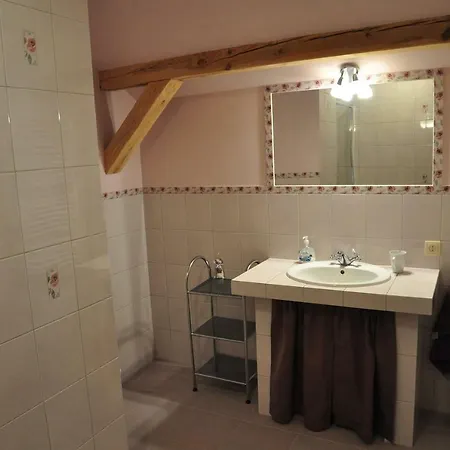 Modrzewiowe Wzgorze Farmház Promno