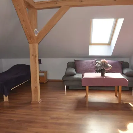 Modrzewiowe Wzgorze Farmház *